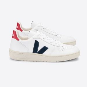 Veja V-10 classic red and blue sneakers